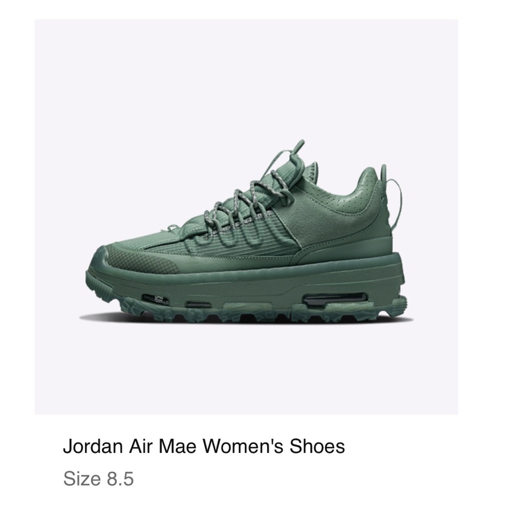 Jordan Air Maes Women’s Shoes